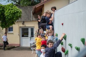 https://paedagogium-baden-baden.de//wp-content/uploads/2023/04/Kletterwand-2-300x200.jpg