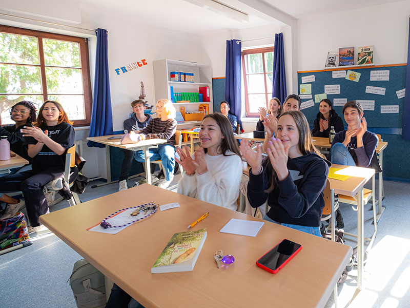 Schülerinnen an der Realschule des Pädagogiums